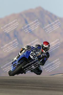 media/Dec-10-2023-SoCal Trackdays (Sun) [[0ce70f5433]]/Turn 9 (130pm)/